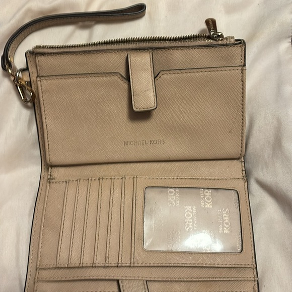 $10 Michael Kors Wallet double zipper - Picture 5 of 10